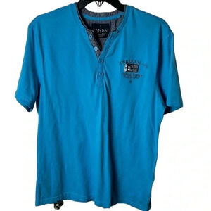 CANDA men medium cotton  shirt, turquoise , contrast trim , patch added, coastal